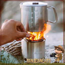 Pot inox 90 cl Solo Stove couvercle passoire. durable, le Pot 900 permet d'intégrer à l'intérieur le réchaud bois Solo Stove